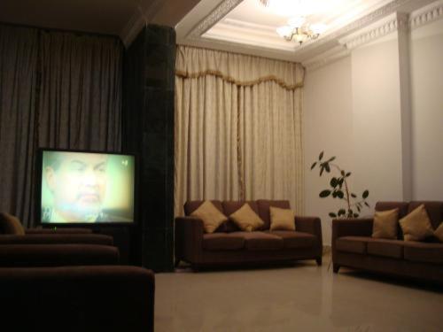 Red Tower Furnished Apartments Mahboula Esterno foto